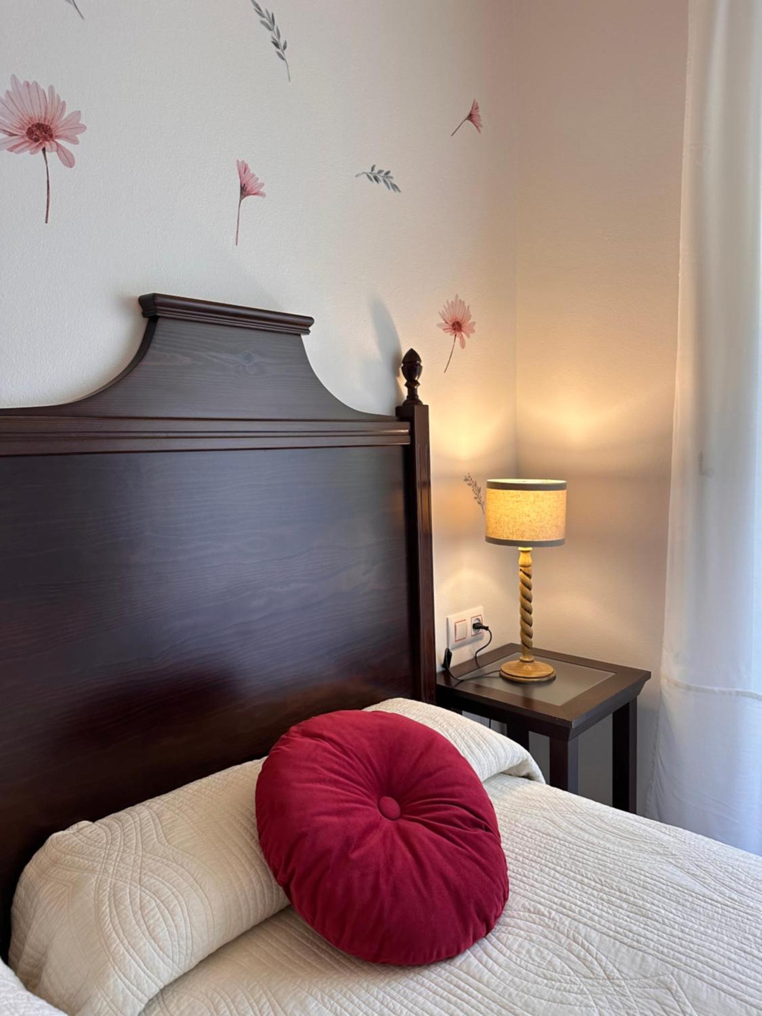 Hotel Y Apartamentos La Lonja Onís 외부 사진